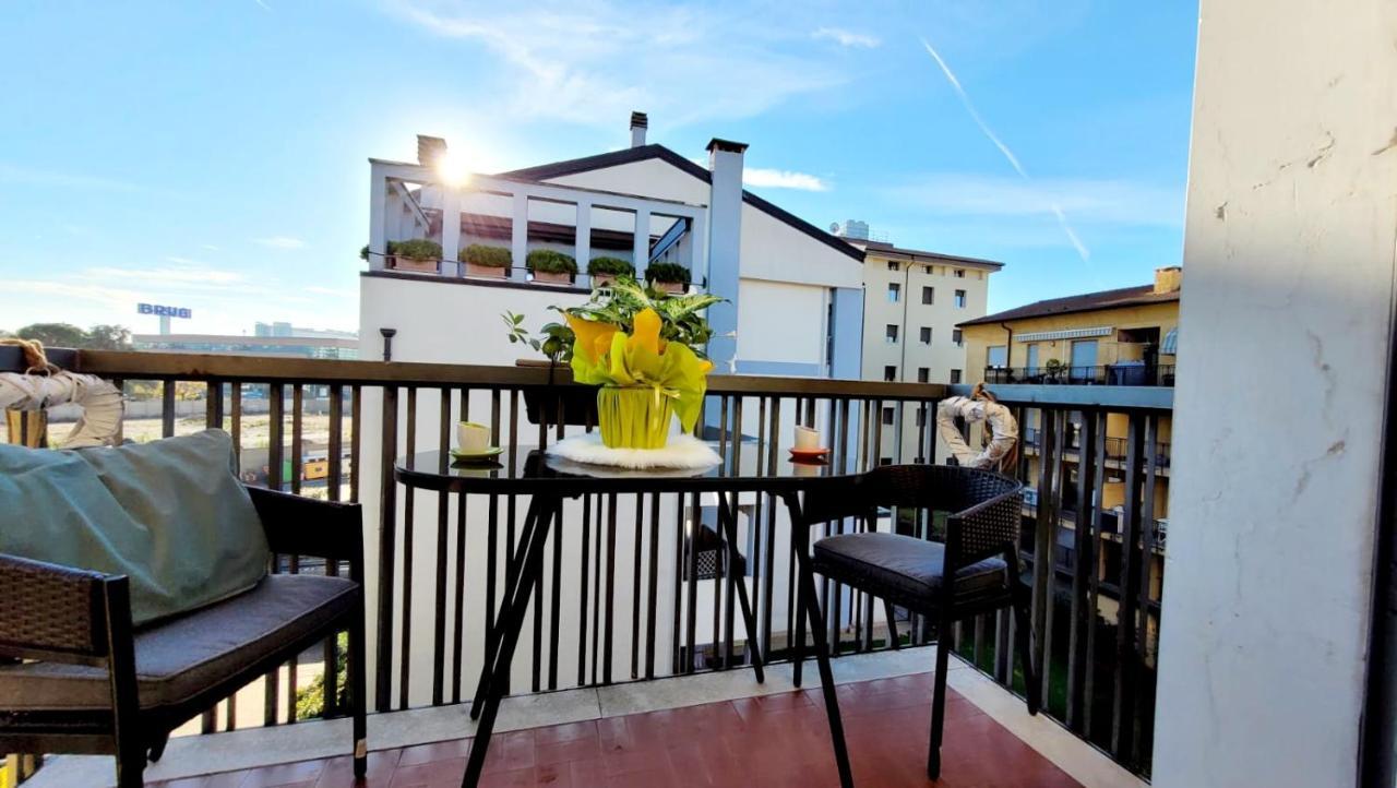 Appartamento Vicino Al Centro Adigeo E Fiera Verona Exterior foto